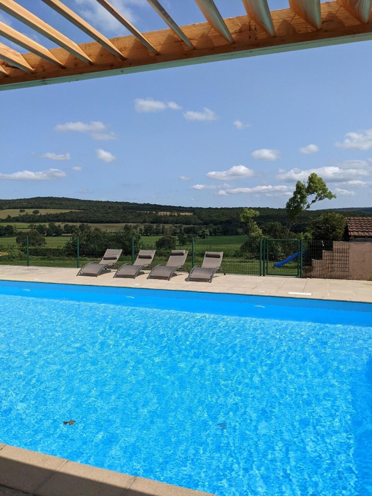 Small Gte For 2 With Pool In Peaceful Burgundy Pensionat Sailly Exteriör bild